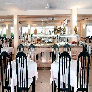 Montesol 2* 칼라 라트자다